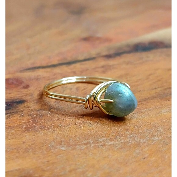 Labradorite Crystal Beaded Ring, Wire Wrapped, Gold, Size 9 - Picture 2 of 3